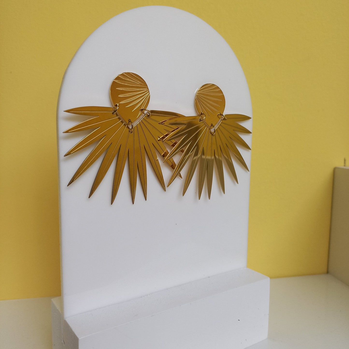 Bamboo fan