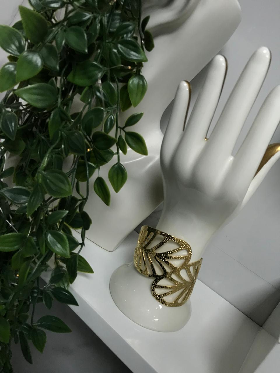 Leaf Cuff