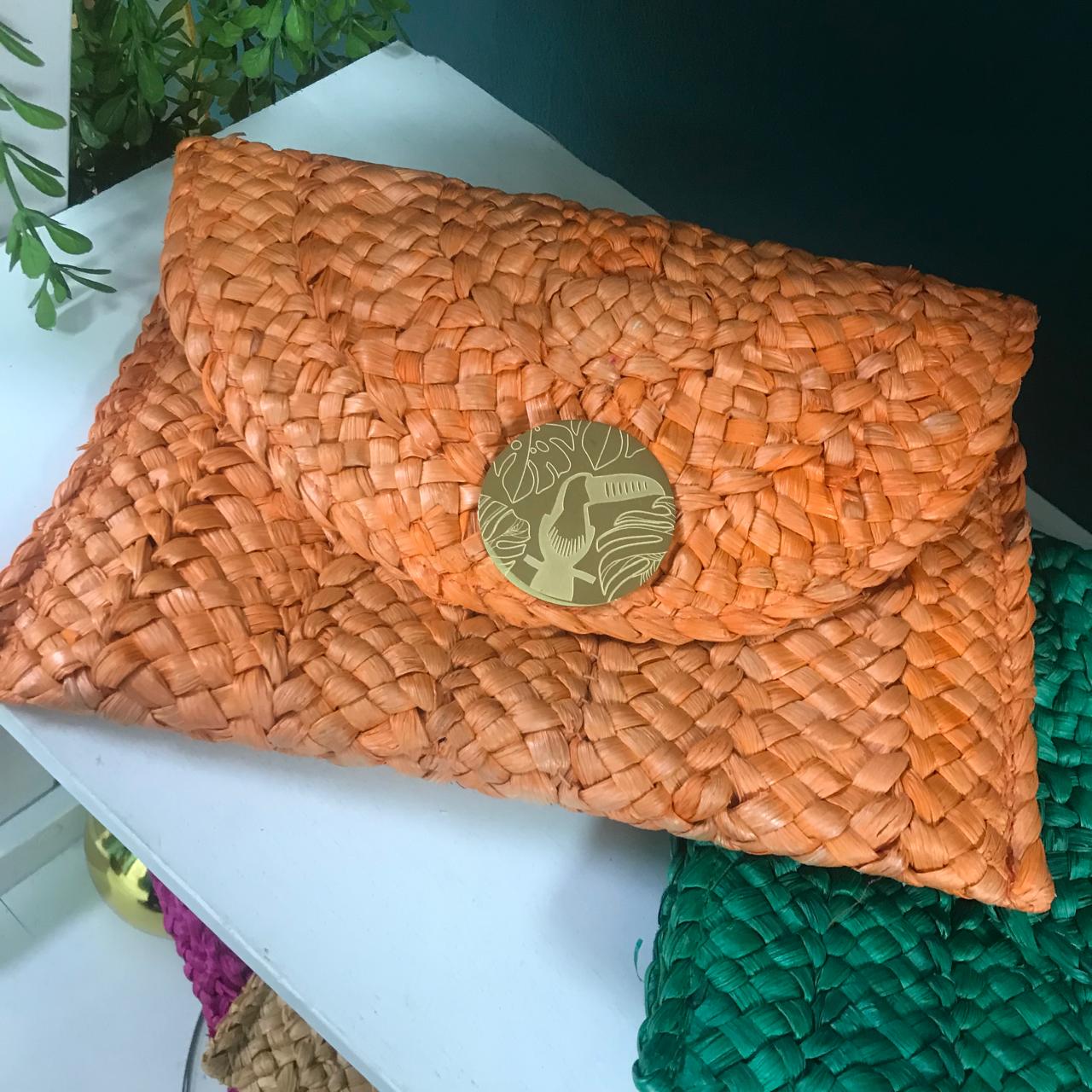 Straw envelope bag
