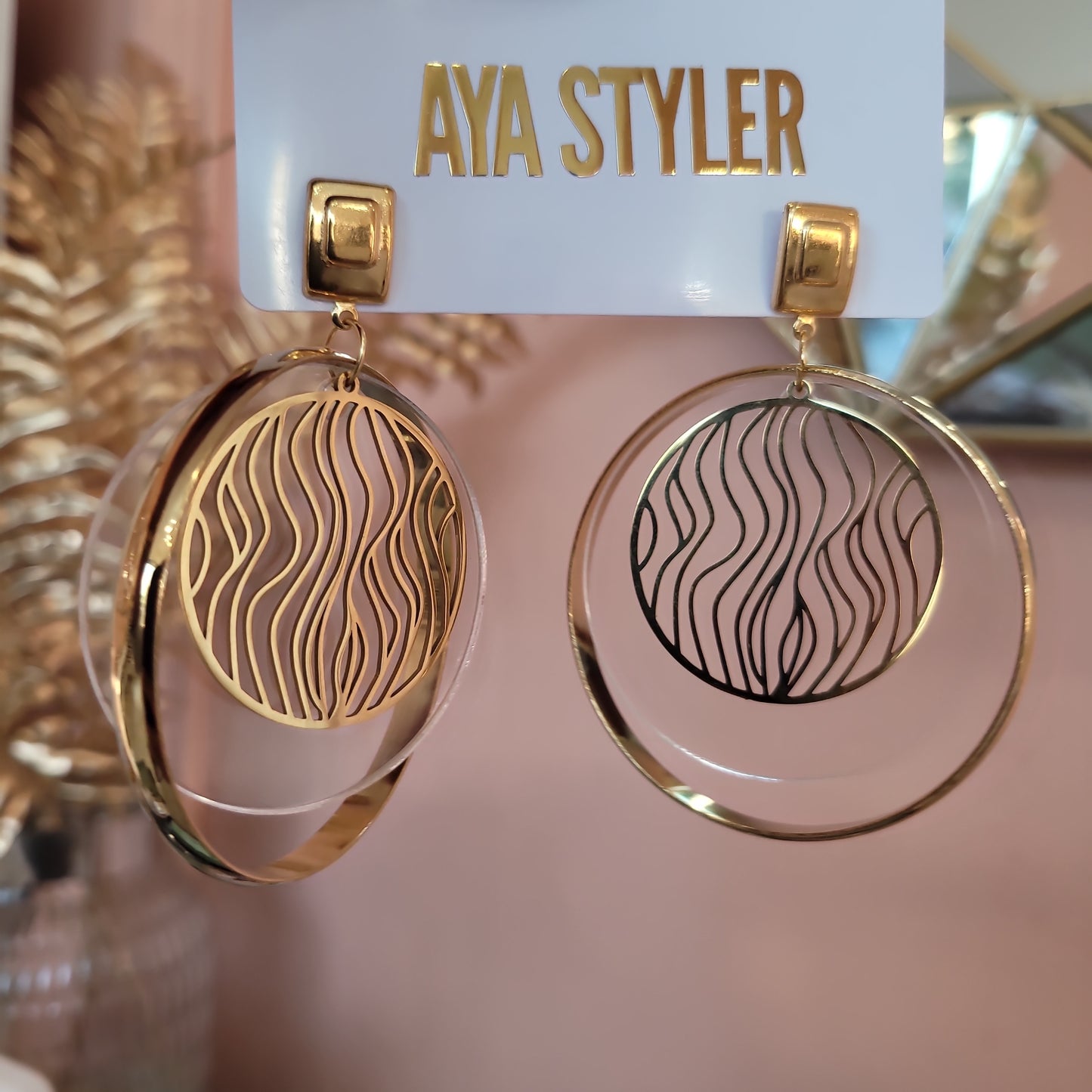 Wave Earrings Gold