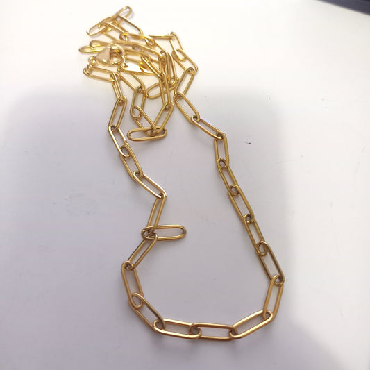 Small oval link necklace